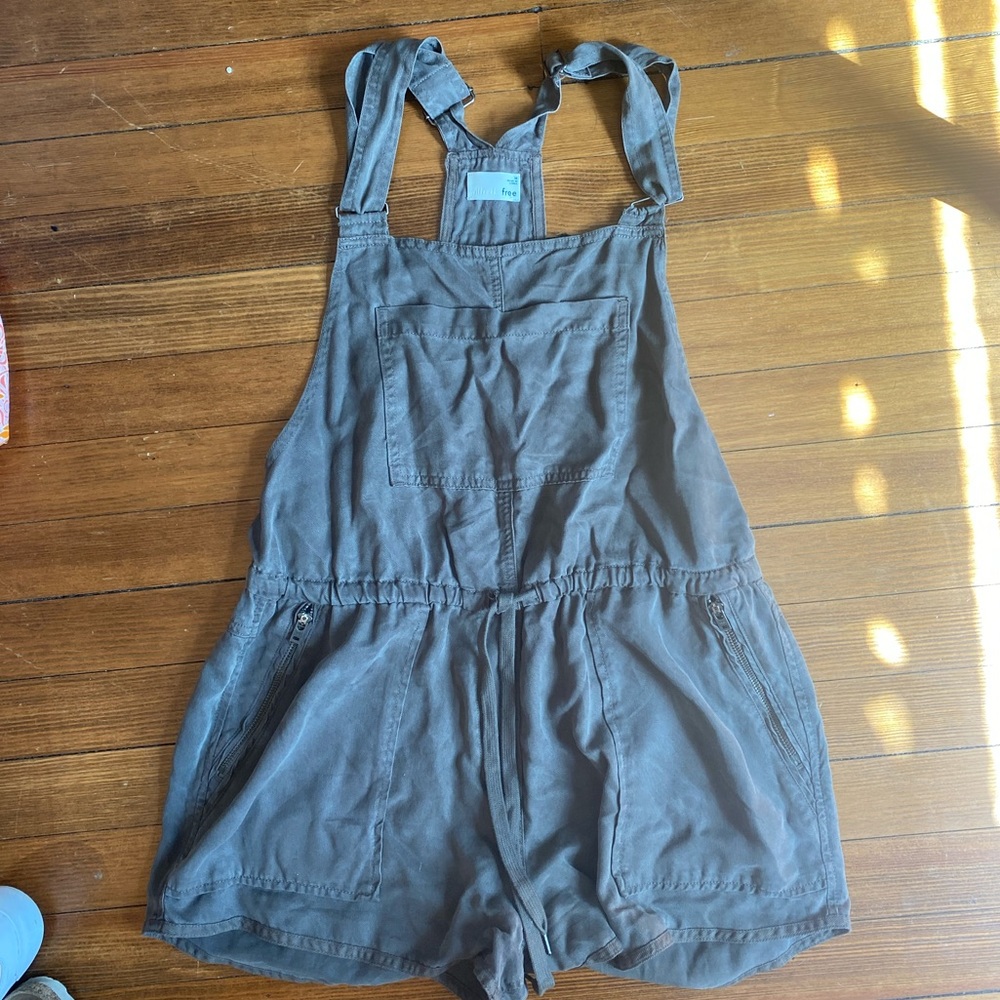 Aritzia Wilfred Free Beatriz Romper